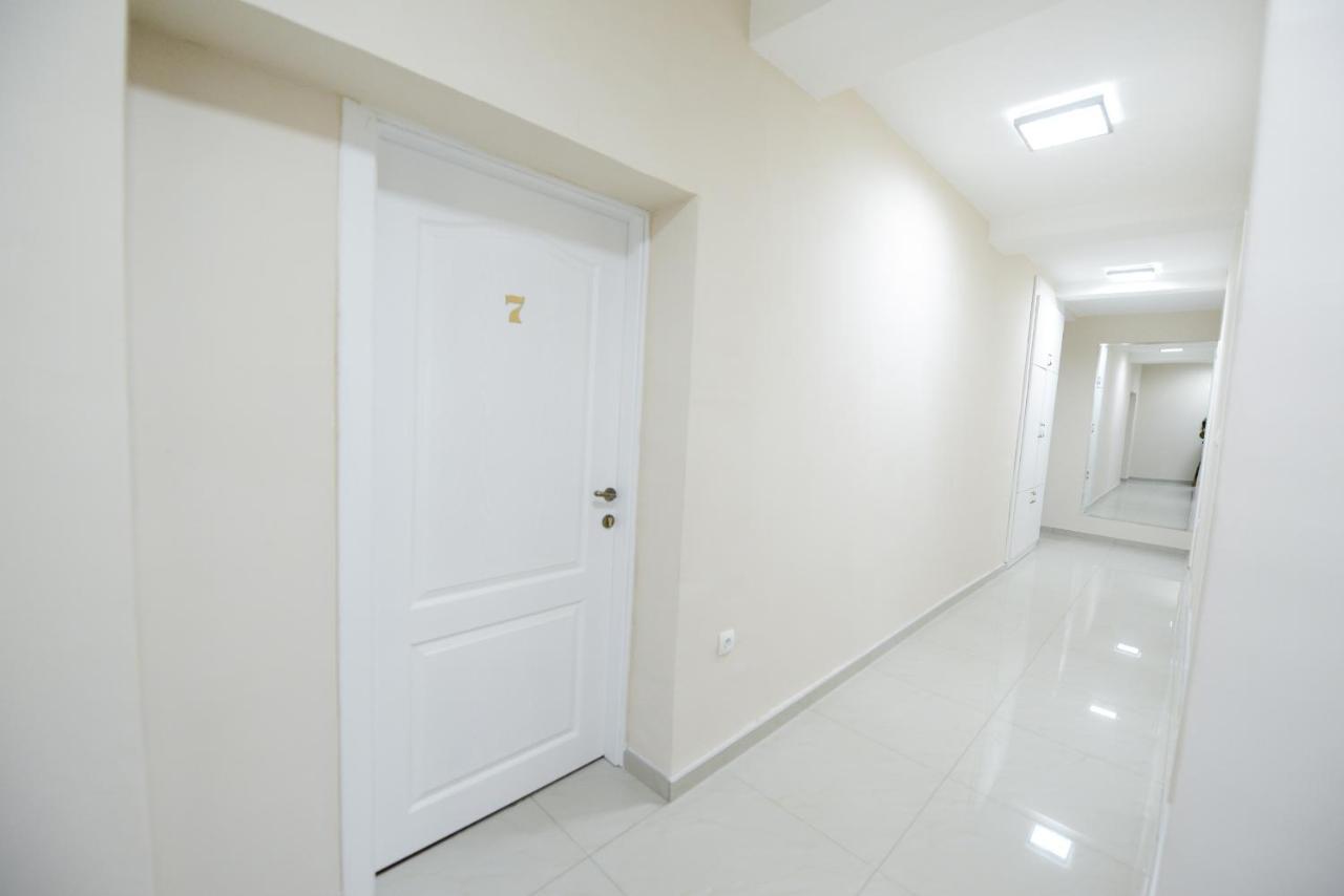 Mother Teresa Apartment Skopje Ngoại thất bức ảnh