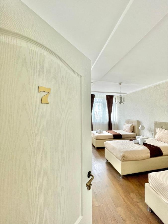 Mother Teresa Apartment Skopje Ngoại thất bức ảnh