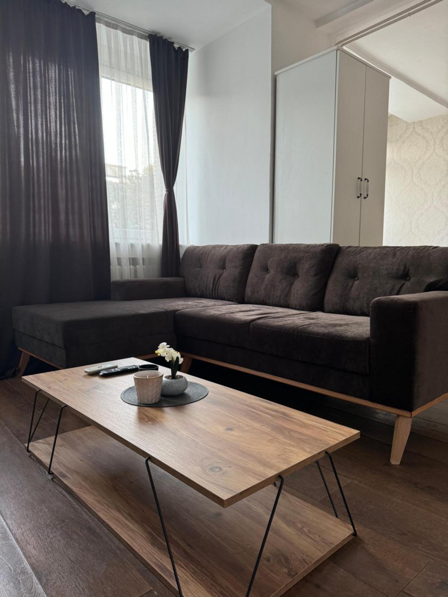 Mother Teresa Apartment Skopje Ngoại thất bức ảnh